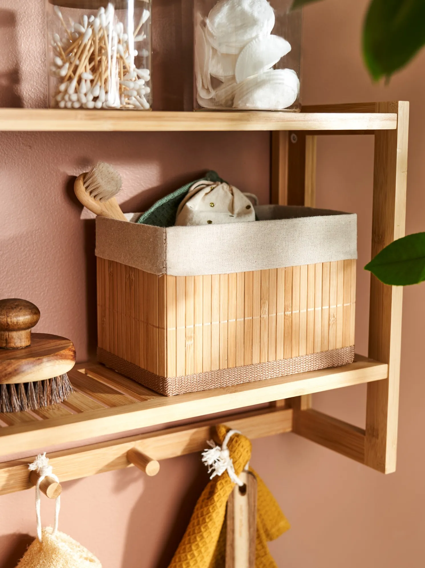 Gefütterter Aufbewahrungskorb