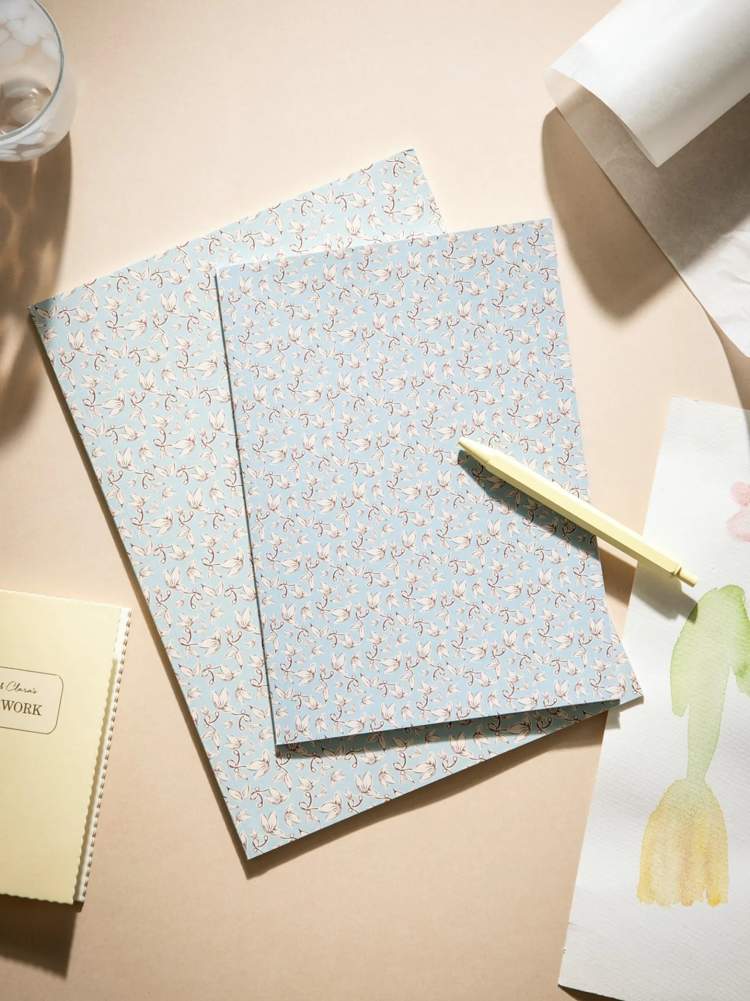 Liniertes Notizbuch A4