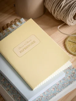 Liniertes Notizbuch A6