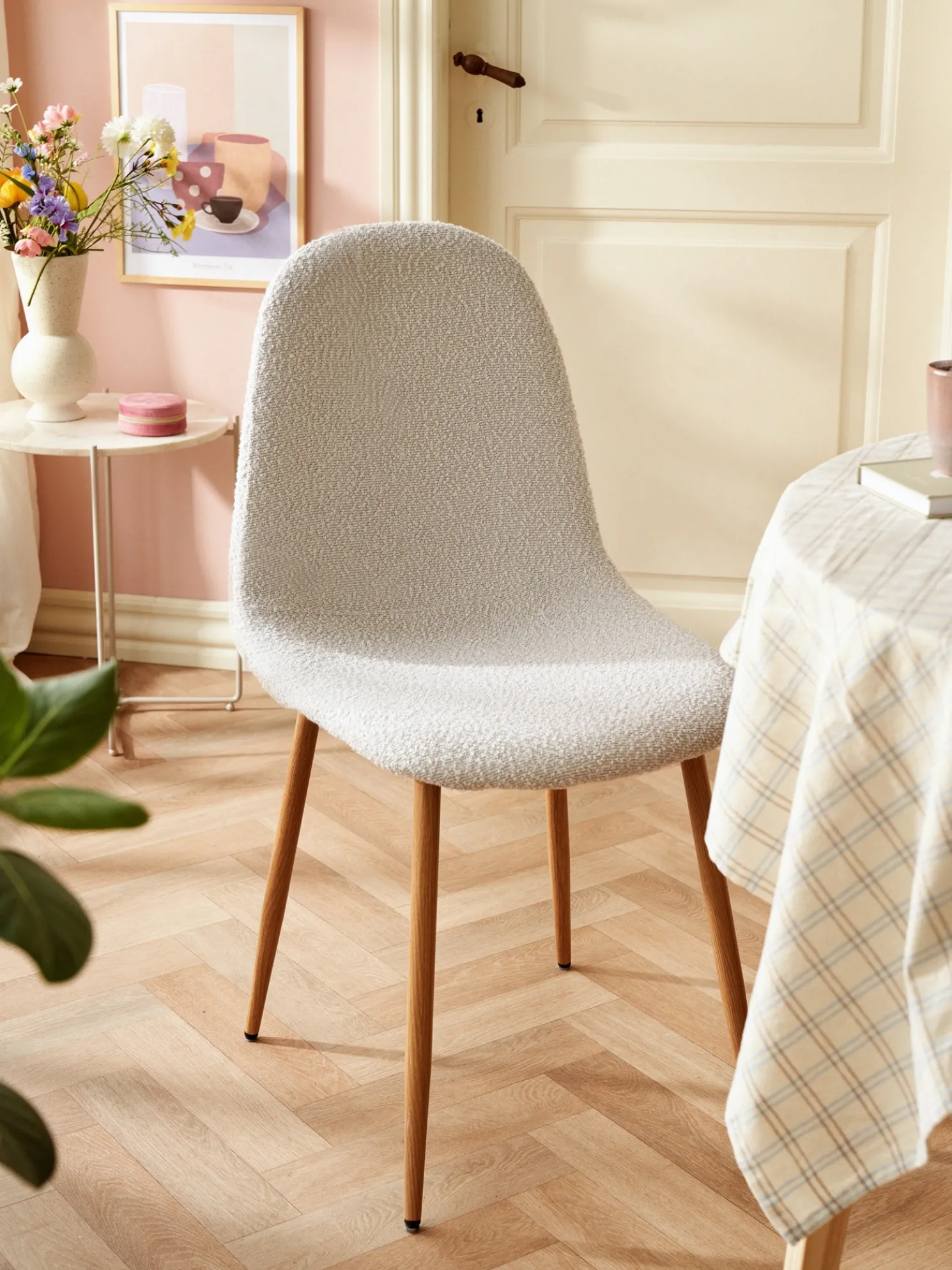 Stuhl Mit Boucléstoff