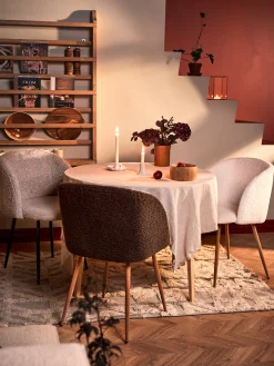 Stuhl Mit Teddystoff-Bezug